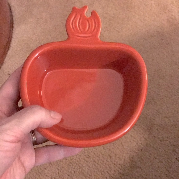 CHANTAL ONION 8-oz. Ceramic Bakeware *Ramekin* - Picture 5 of 8